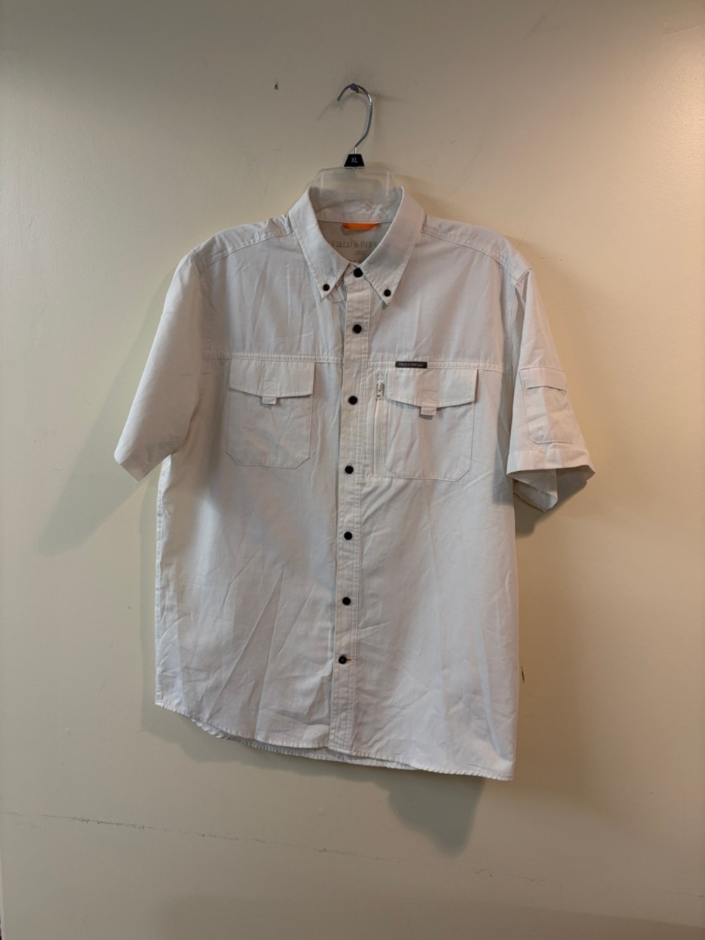Field & Stream Short-Sleeve Button-Down Shirt in cream L